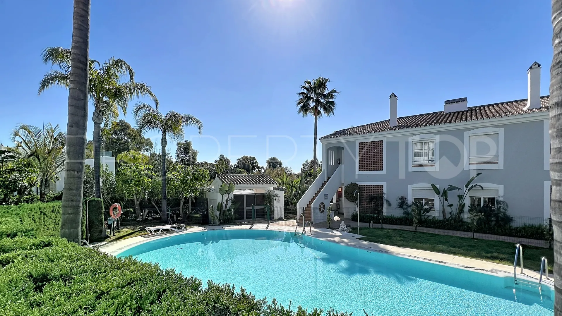 Apartamento planta baja con 2 dormitorios en venta en Cortijo del Mar