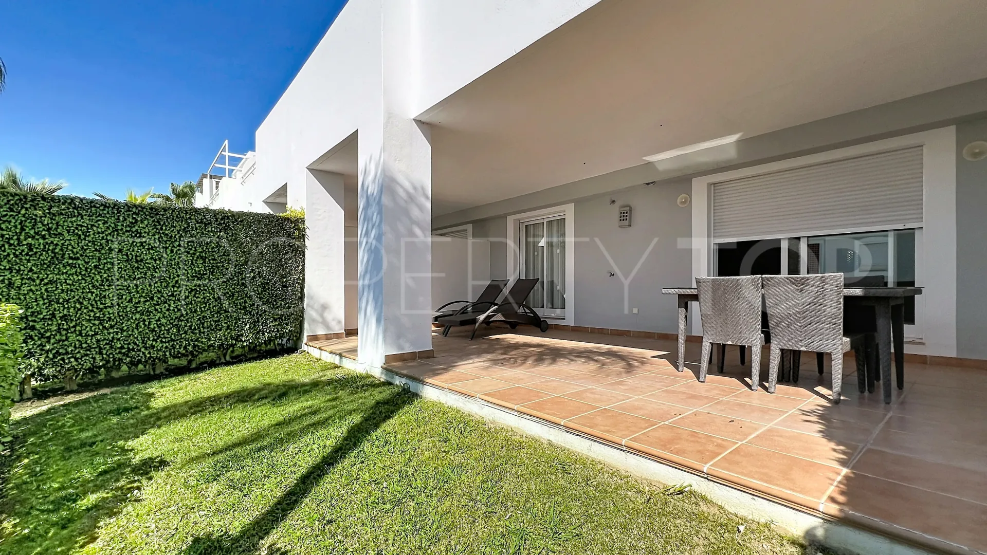 Apartamento planta baja con 2 dormitorios en venta en Cortijo del Mar