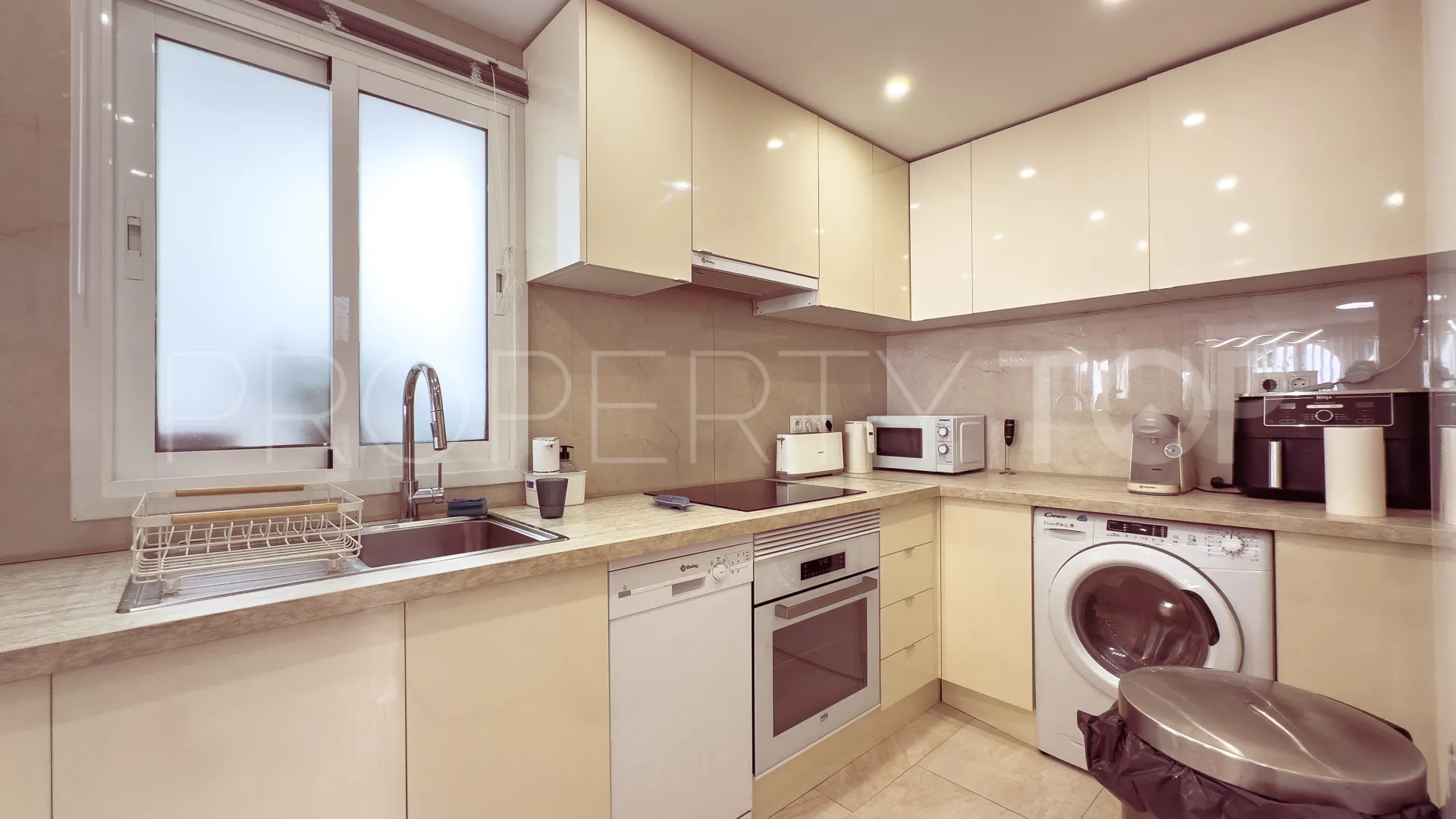 Puerto La Duquesa 2 bedrooms apartment for sale