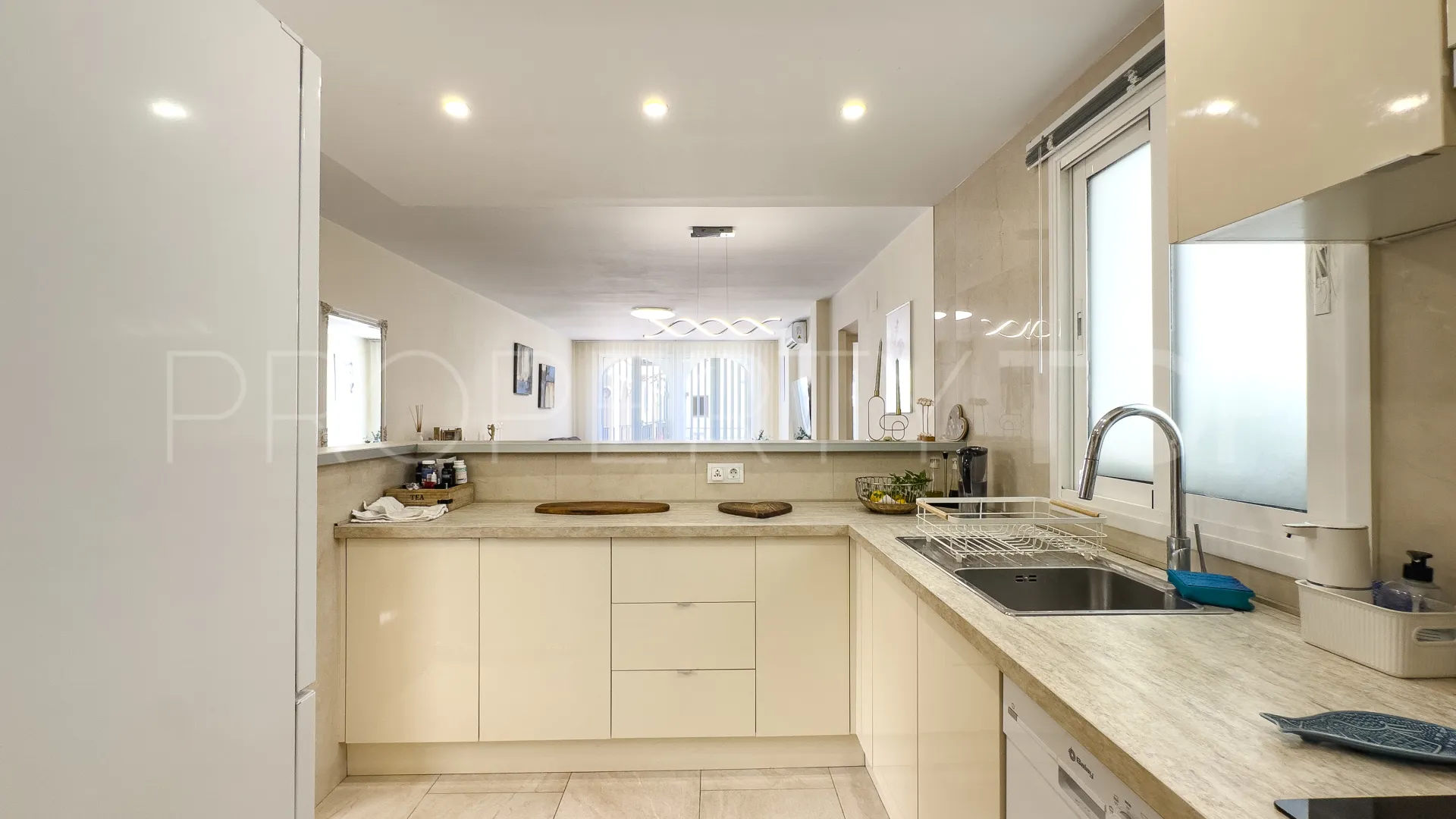 Puerto La Duquesa 2 bedrooms apartment for sale