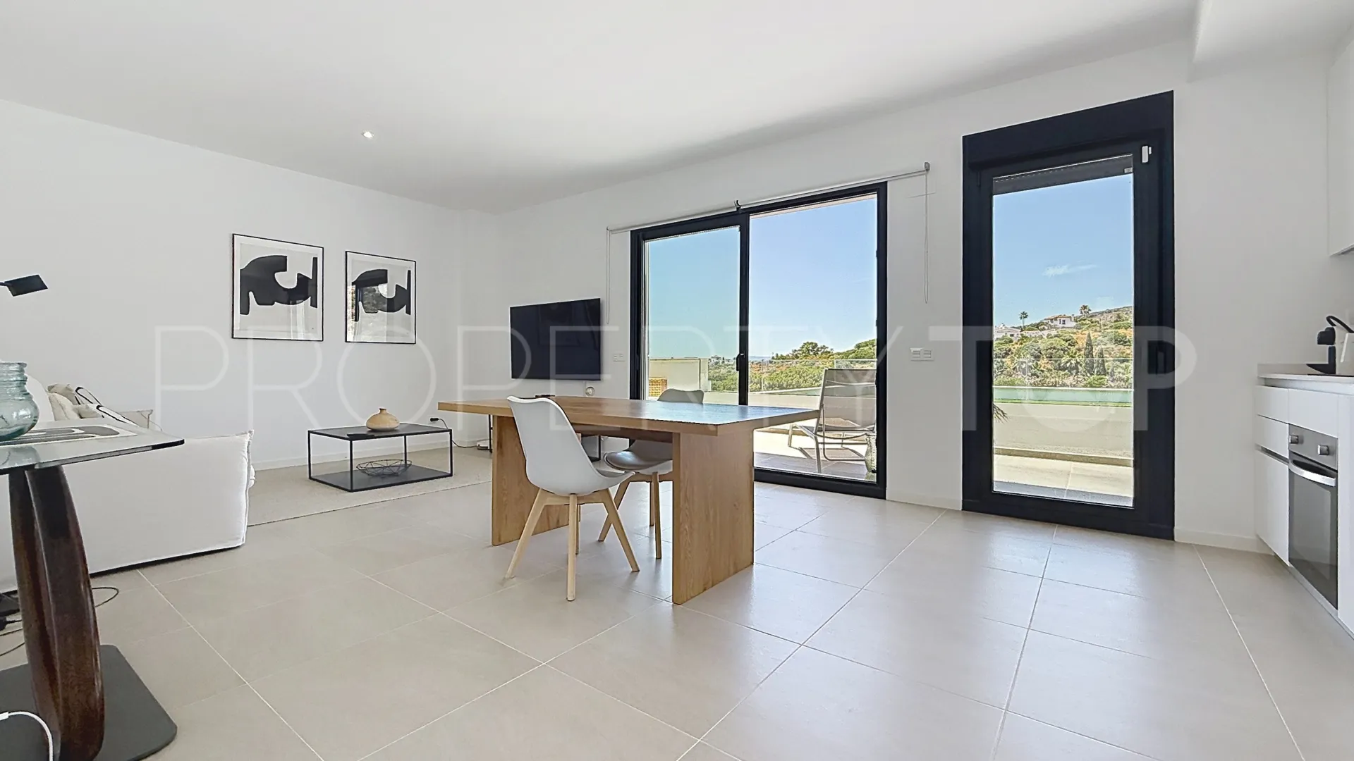 Apartment with 2 bedrooms for sale in Sunrise Height