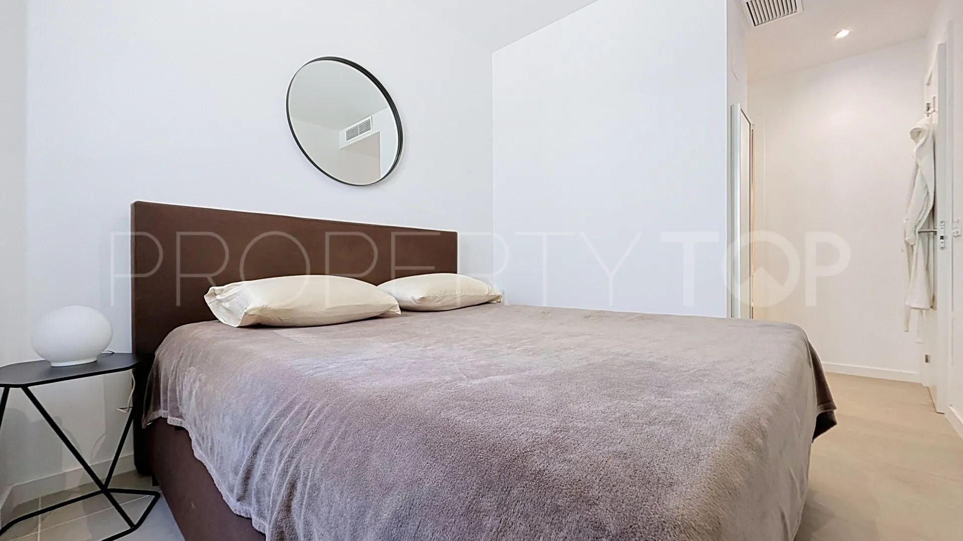 Apartment with 2 bedrooms for sale in Sunrise Height