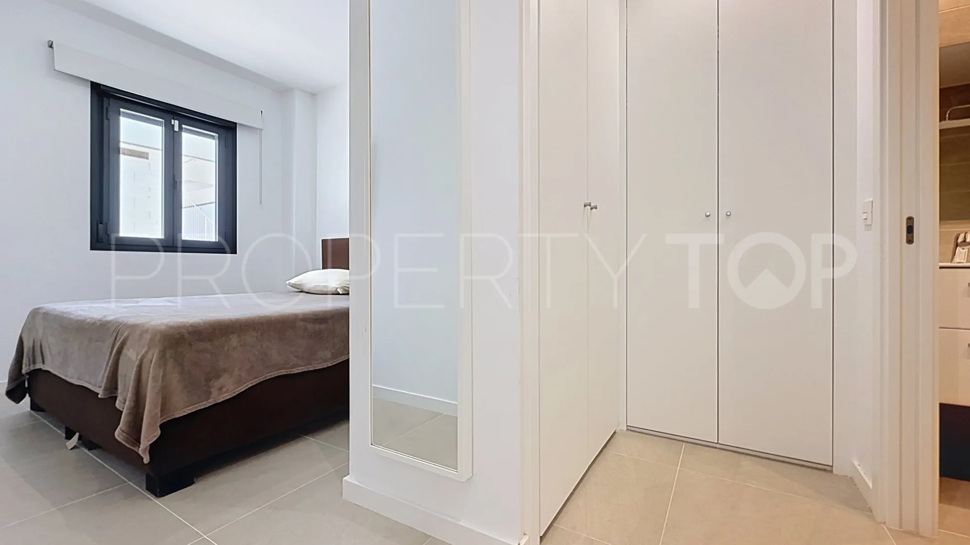 Apartment with 2 bedrooms for sale in Sunrise Height