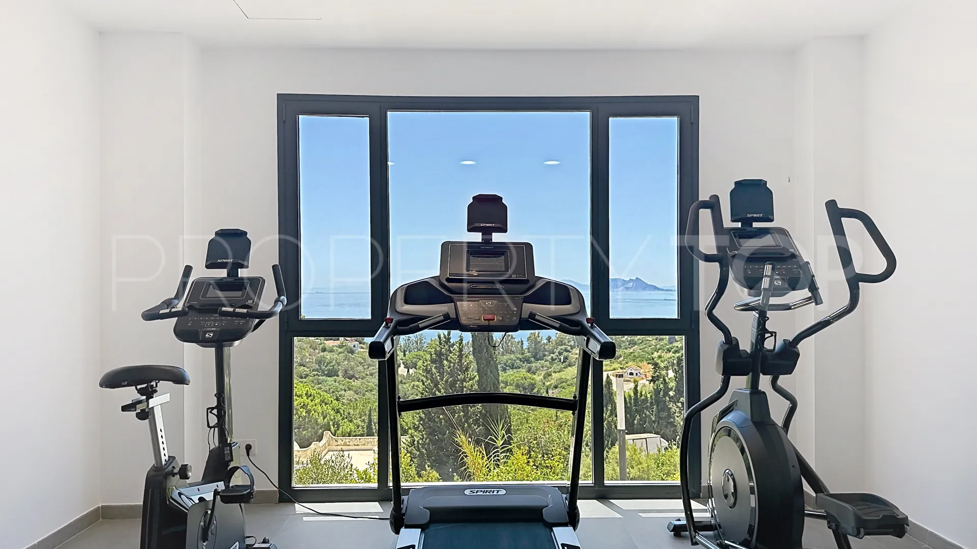 Apartment with 2 bedrooms for sale in Sunrise Height