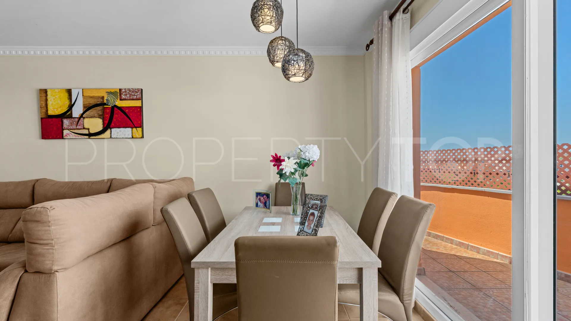 Estepona Ciudad, Ático en venta con 3 dormitorios