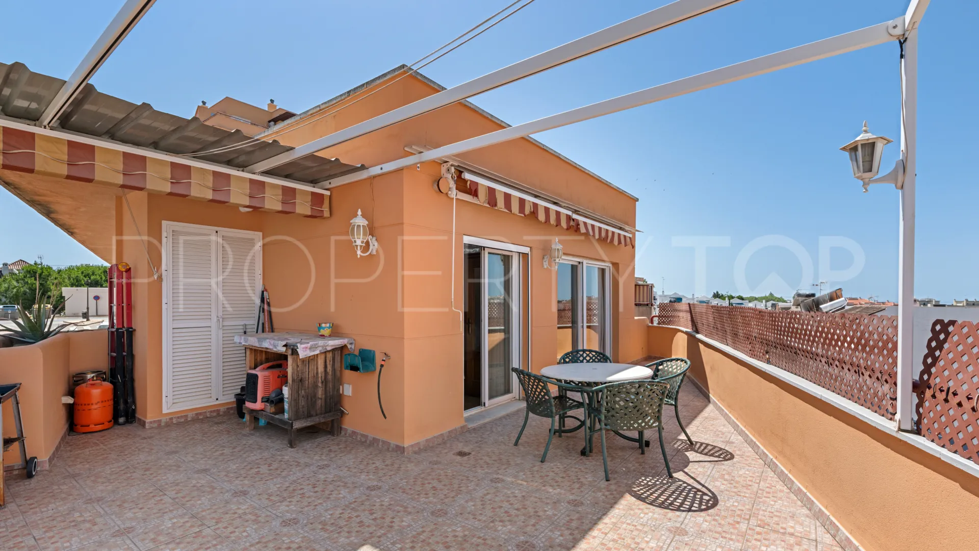 Estepona Ciudad, Ático en venta con 3 dormitorios