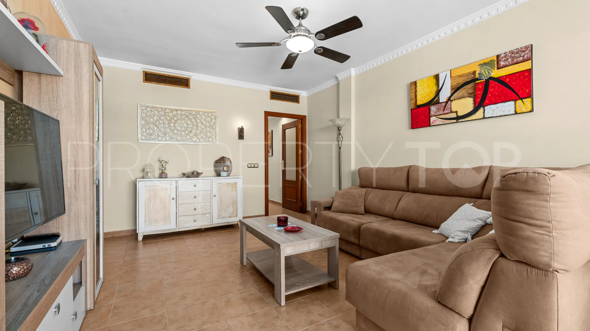 Estepona Ciudad, Ático en venta con 3 dormitorios