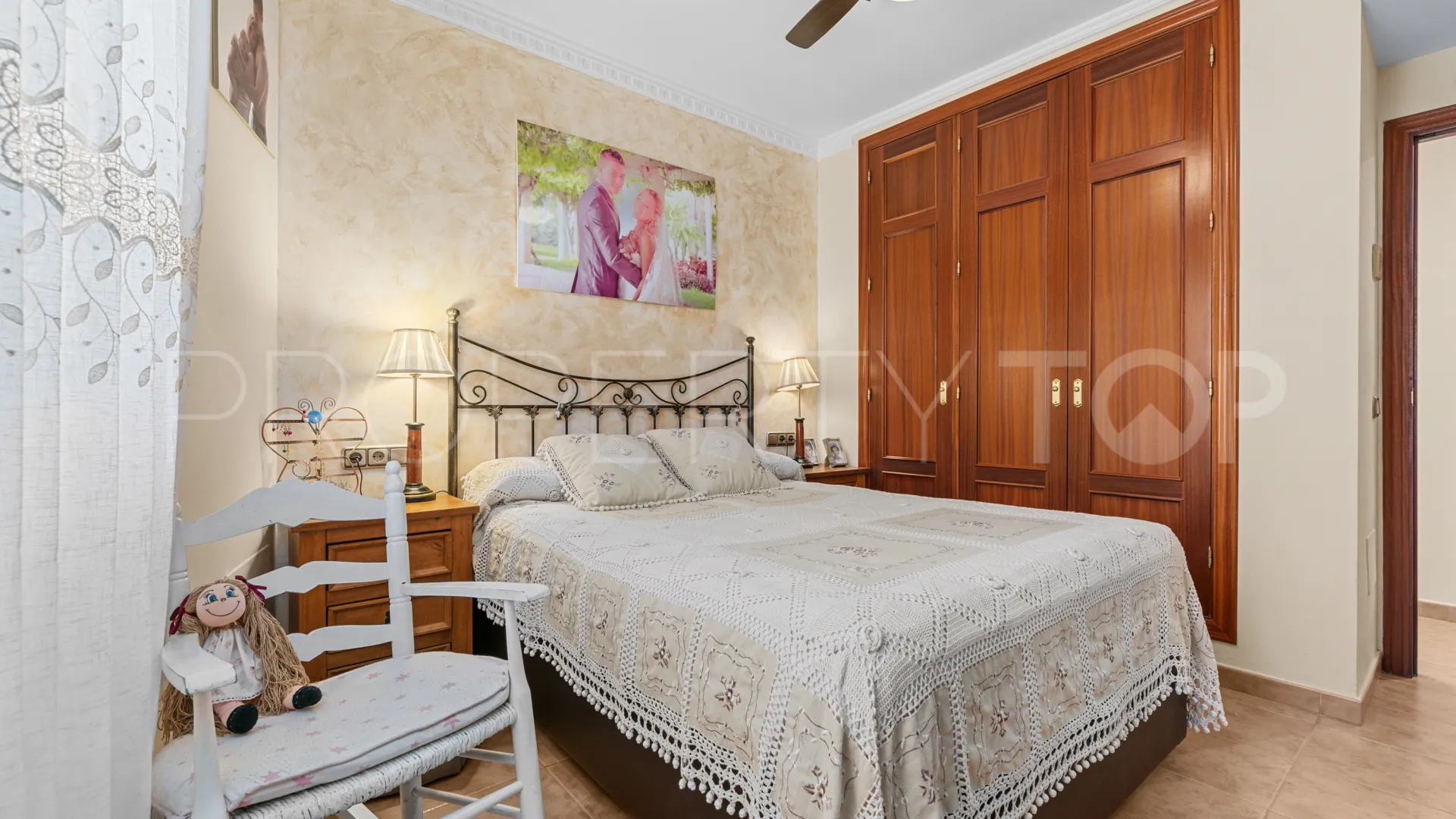 Estepona Ciudad, Ático en venta con 3 dormitorios