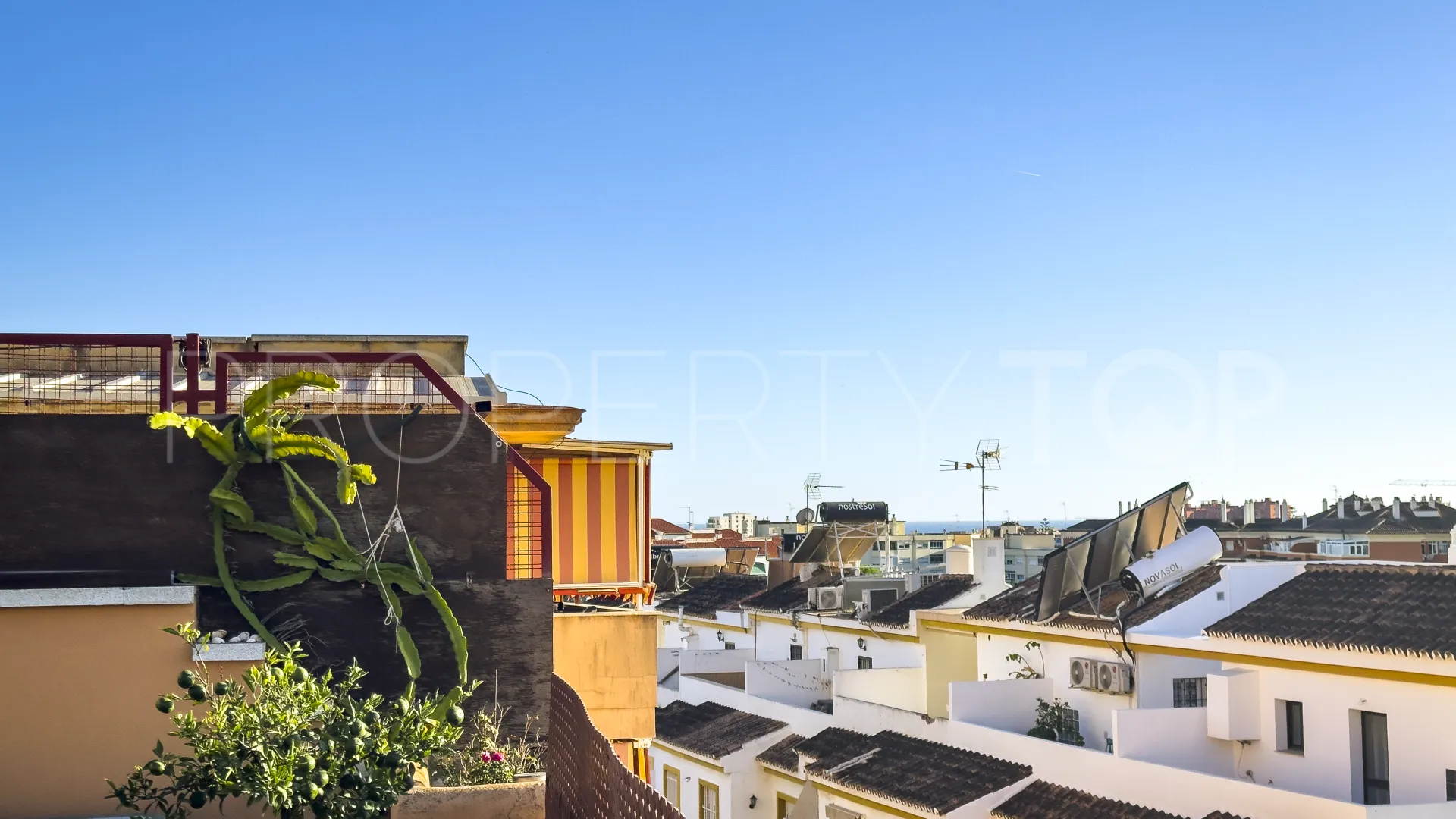 Estepona Ciudad, Ático en venta con 3 dormitorios