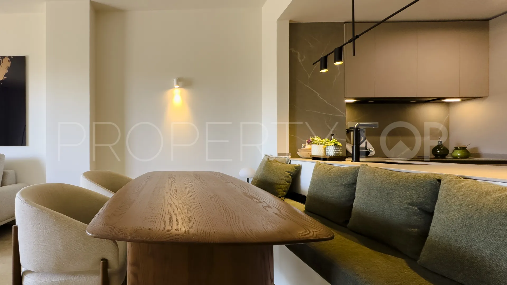 Ground floor apartment with 2 bedrooms for sale in Bahia de las Rocas