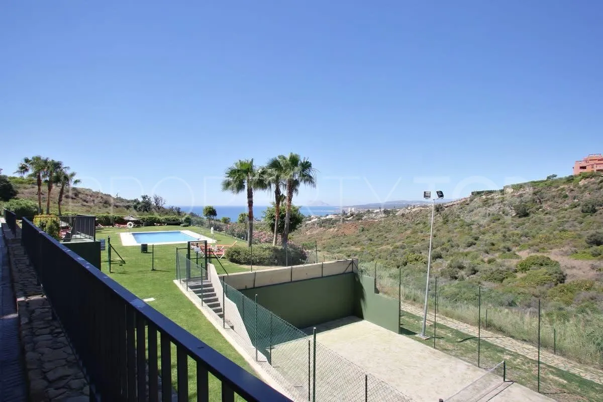 Ground floor apartment with 2 bedrooms for sale in Bahia de las Rocas