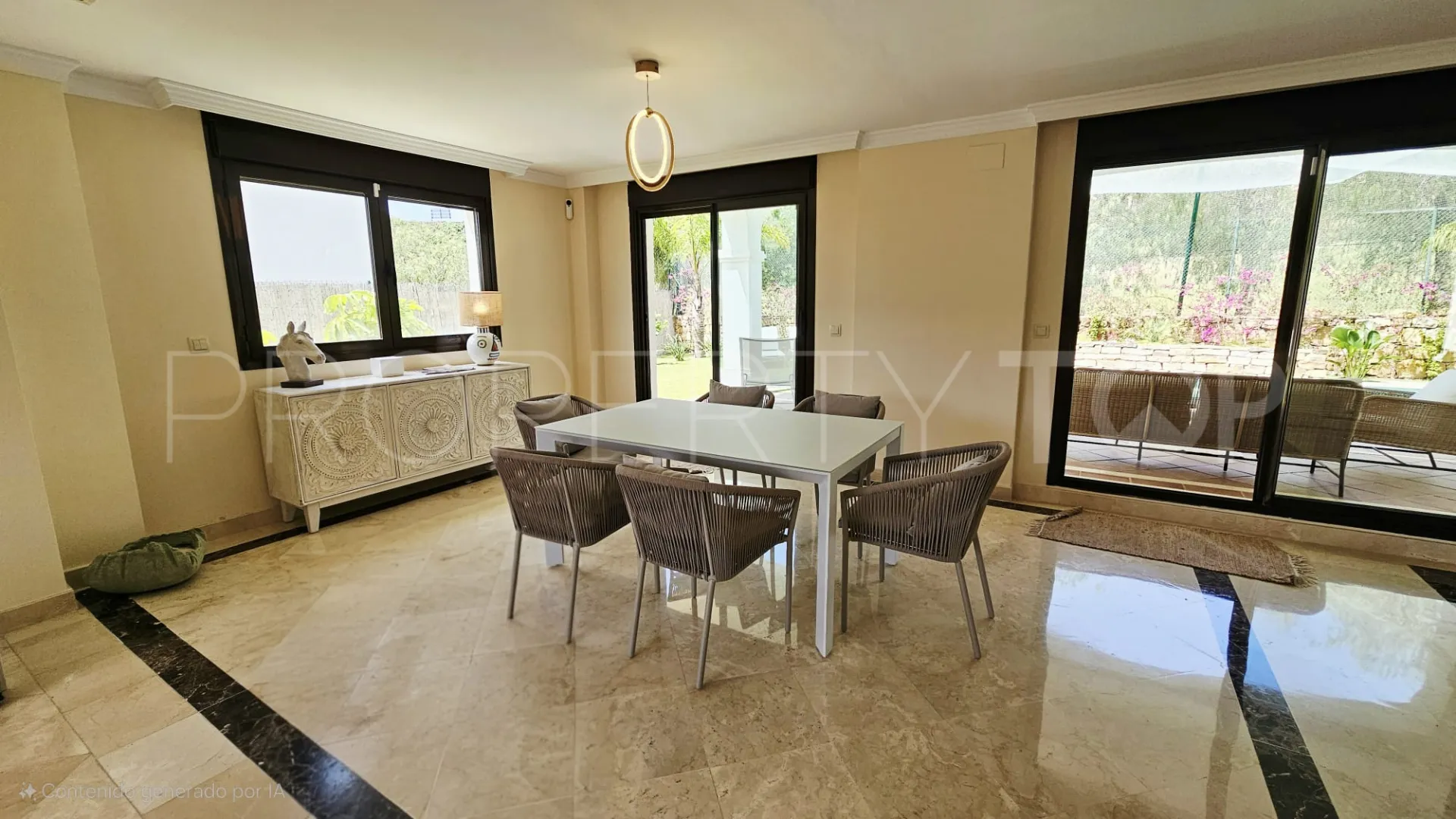 For sale Estepona East villa