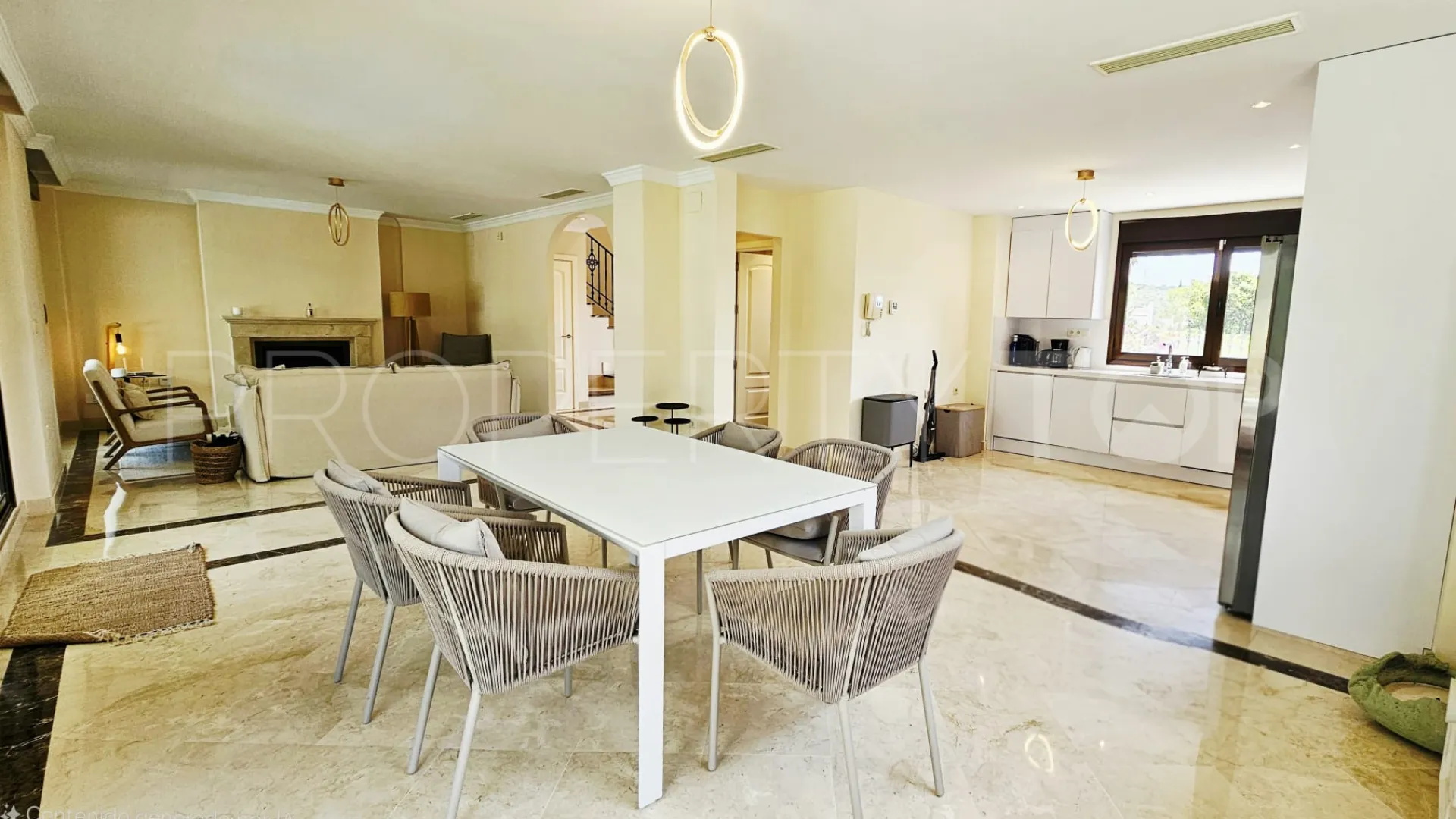 For sale Estepona East villa