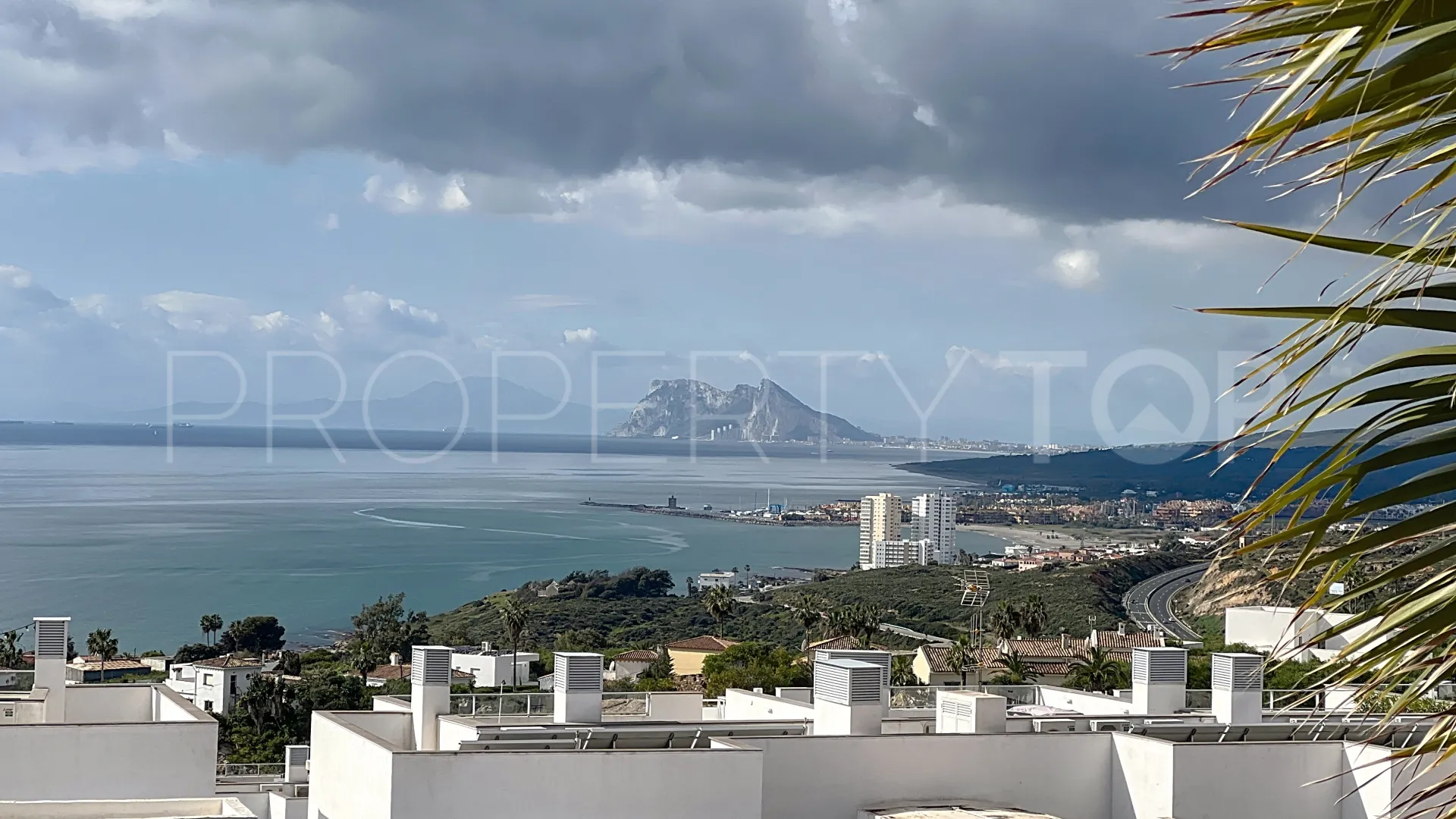 Bahia de las Rocas, Ático en venta de 2 dormitorios