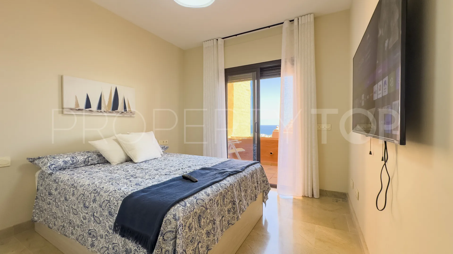 Comprar apartamento en Coto Real con 2 dormitorios