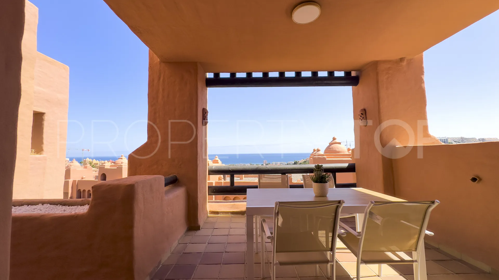 Comprar apartamento en Coto Real con 2 dormitorios