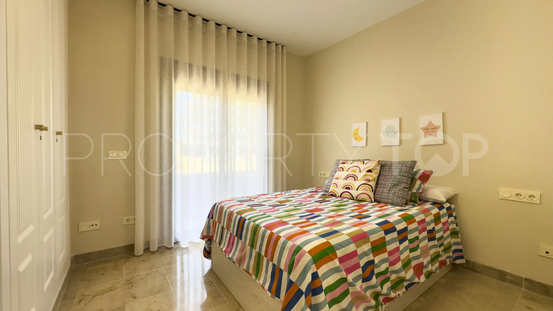 Comprar apartamento en Coto Real con 2 dormitorios