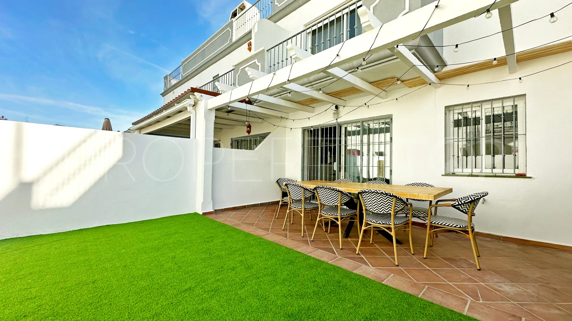 For sale town house in Atalaya Golf