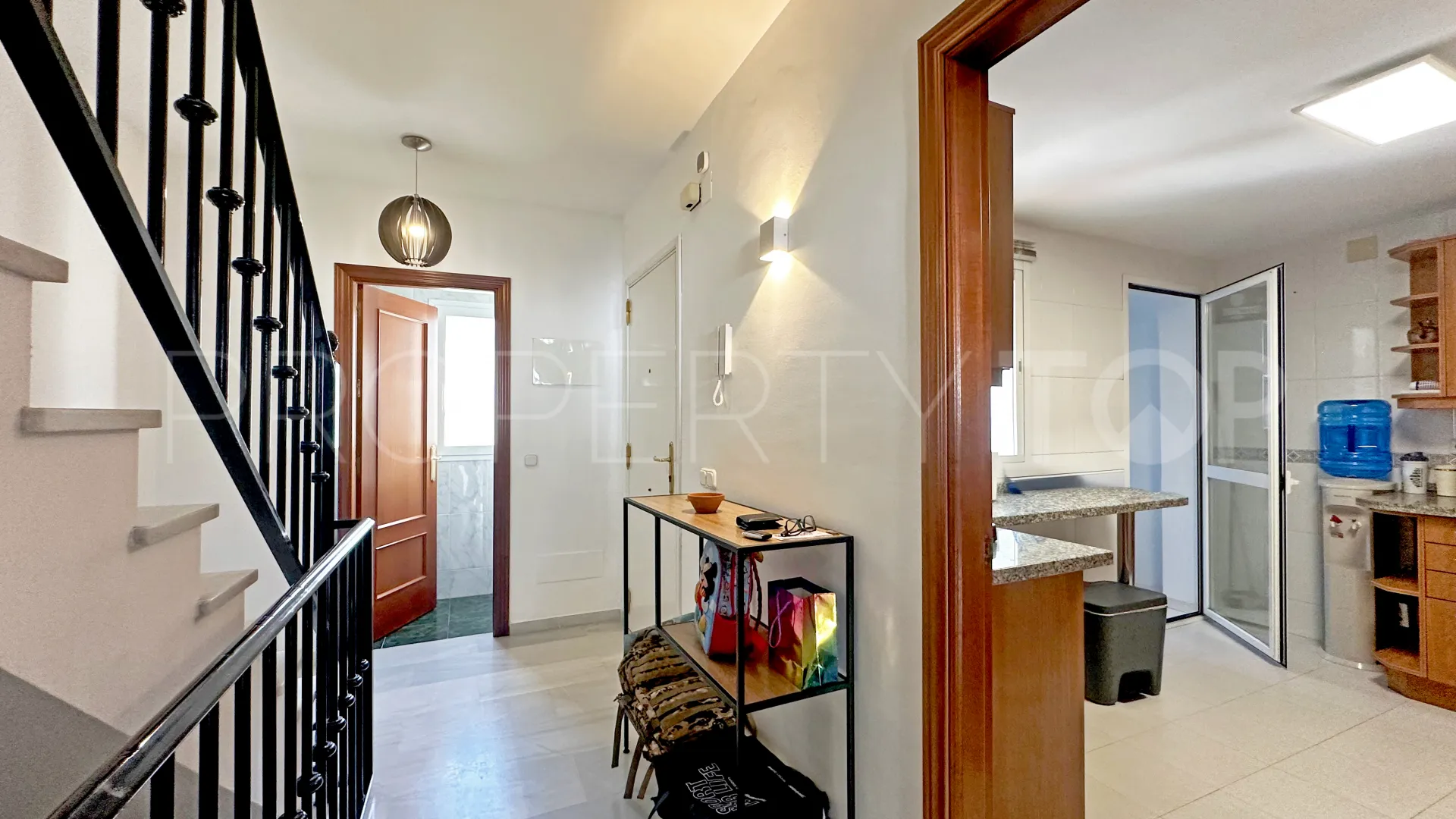 For sale town house in Atalaya Golf