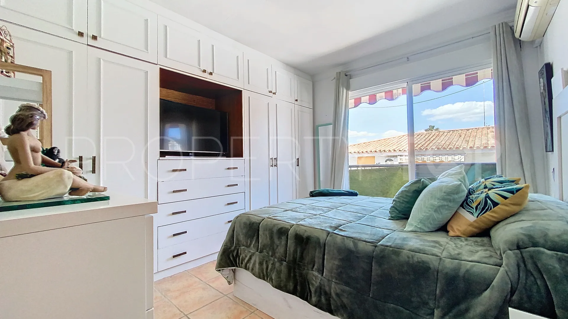 Comprar apartamento en Estepona Centro