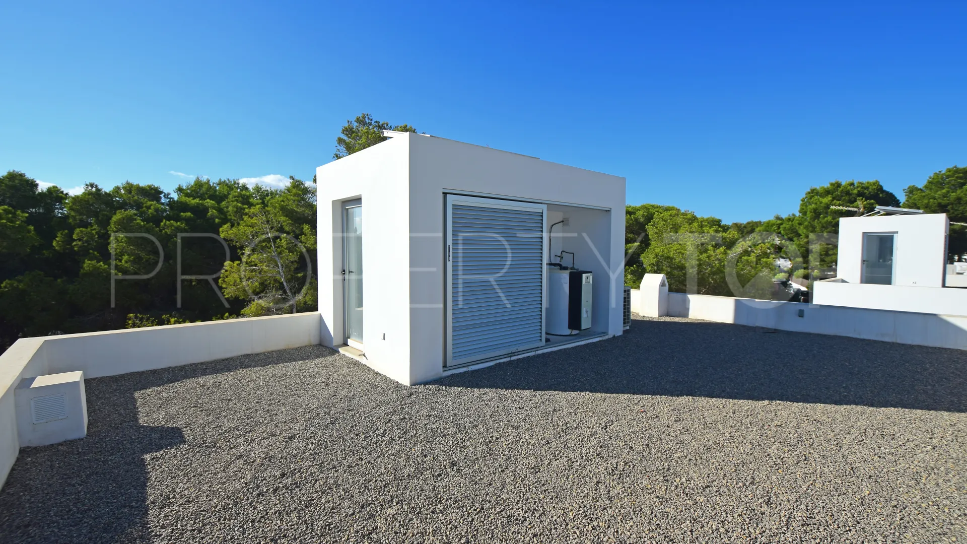 Se vende villa de 4 dormitorios en San Carlos