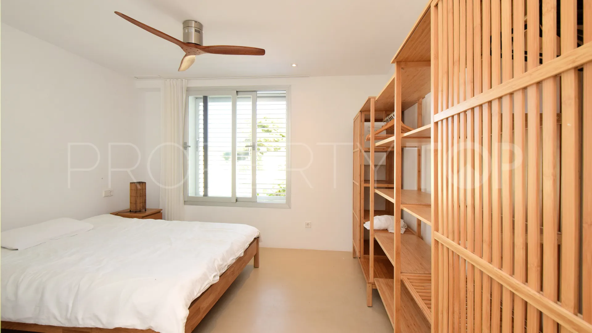 Se vende villa de 4 dormitorios en San Carlos