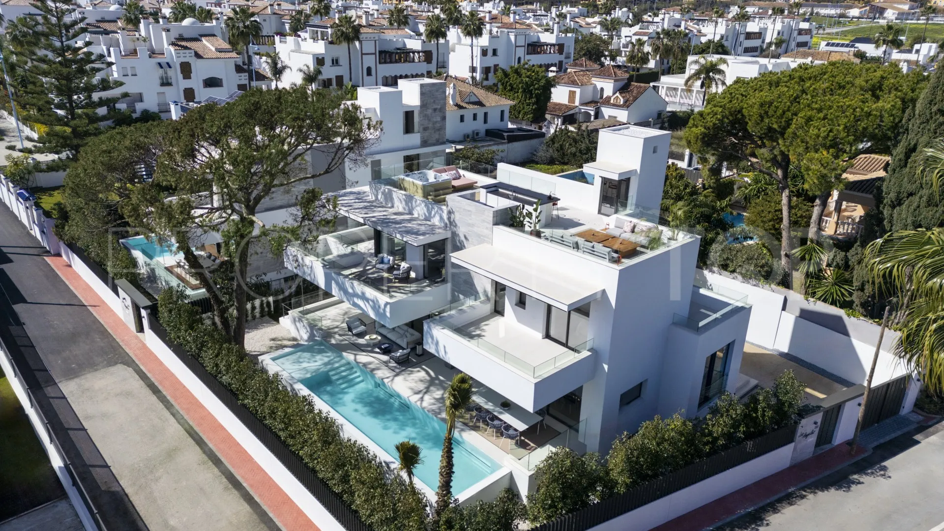 For sale 5 bedrooms villa in Marbella