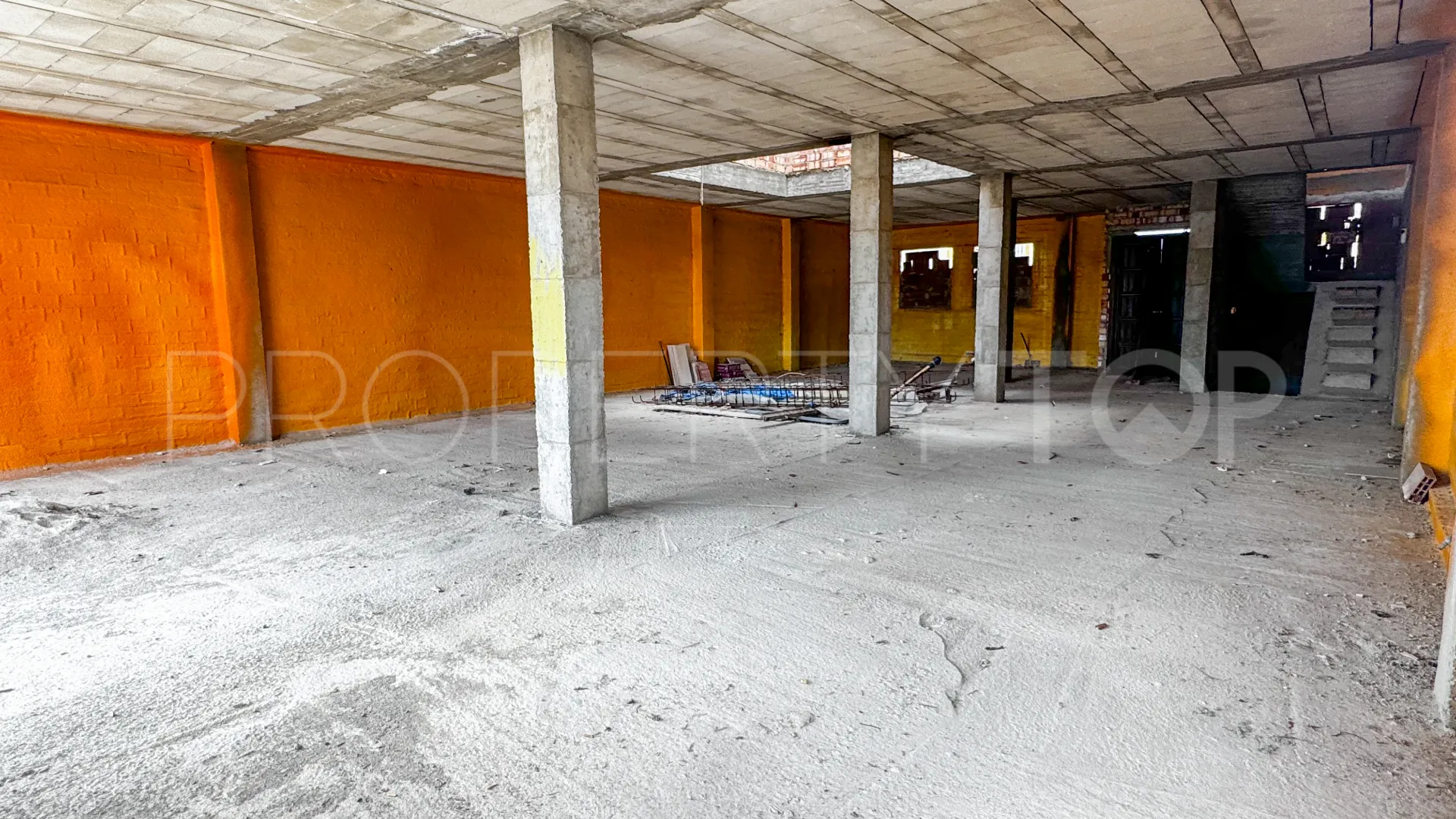 For sale plot in Alameda