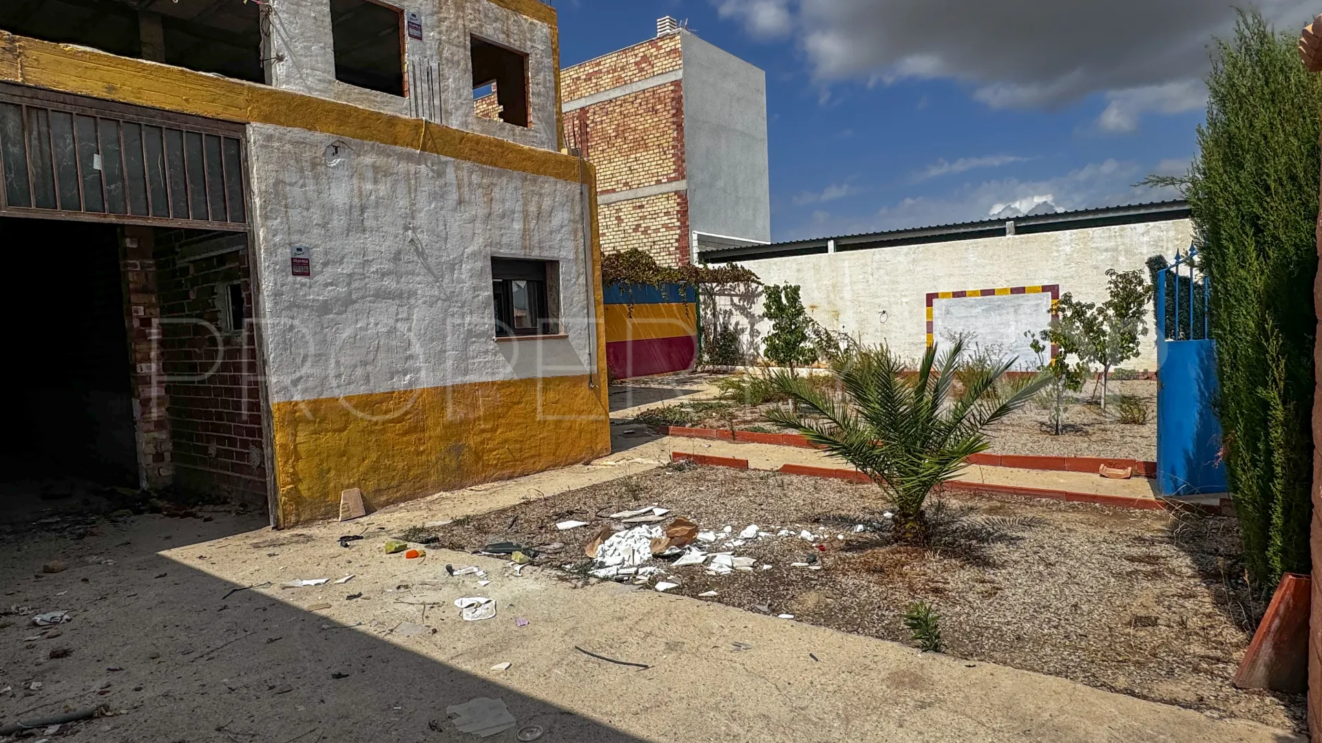 For sale plot in Alameda