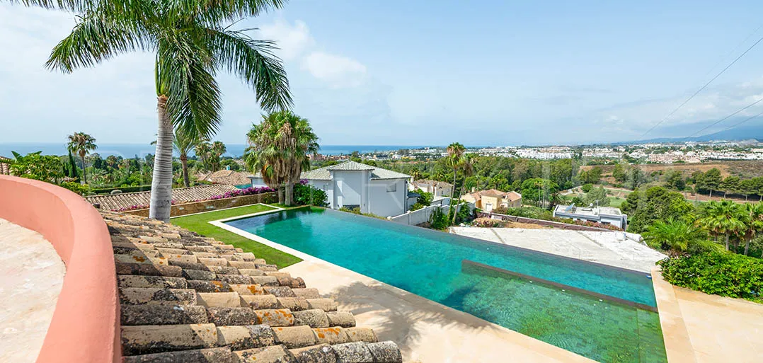 For sale villa with 8 bedrooms in El Paraiso