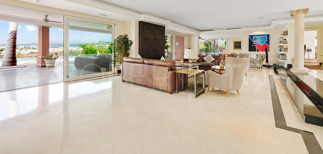 For sale villa with 8 bedrooms in El Paraiso