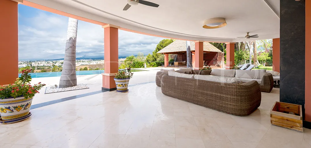 For sale villa with 8 bedrooms in El Paraiso