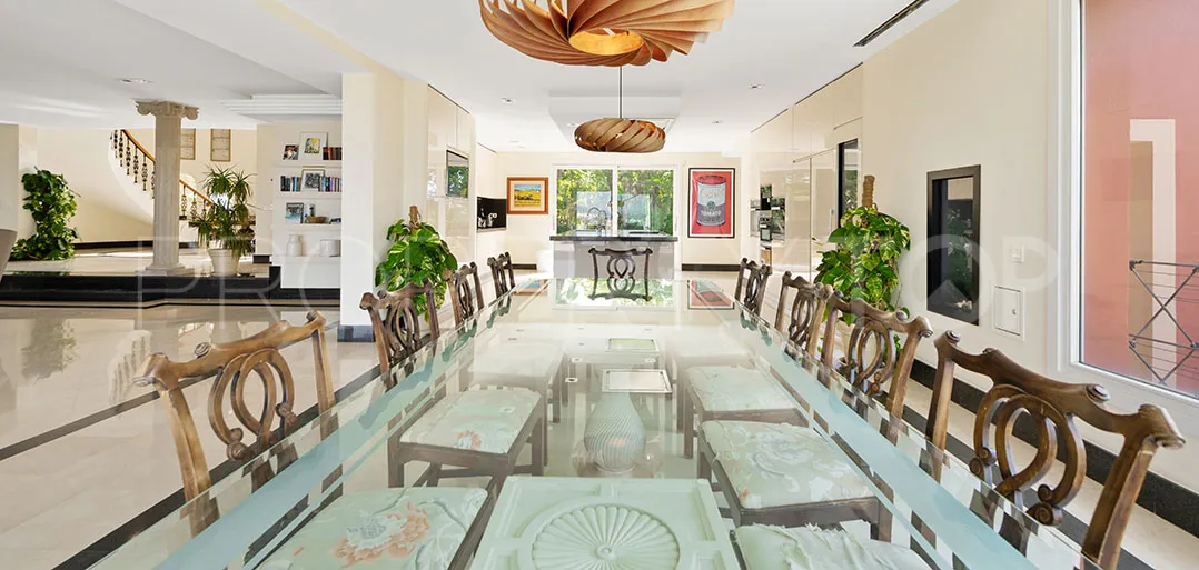 For sale villa with 8 bedrooms in El Paraiso