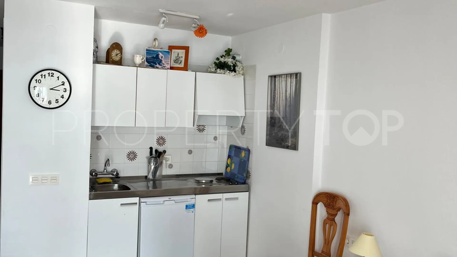 For sale 1 bedroom apartment in Calahonda