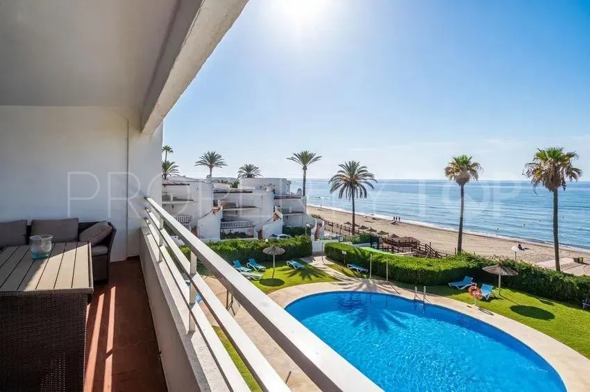 For sale 1 bedroom apartment in Calahonda