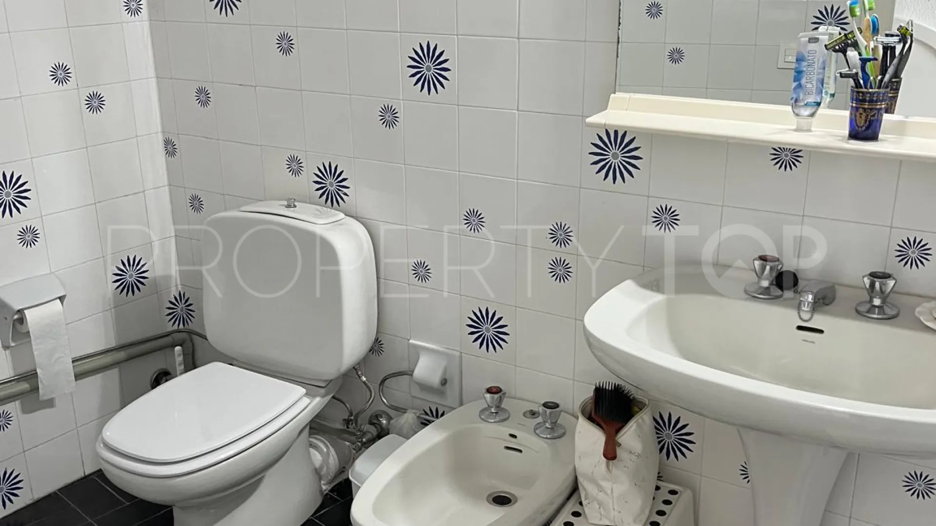 For sale 1 bedroom apartment in Calahonda