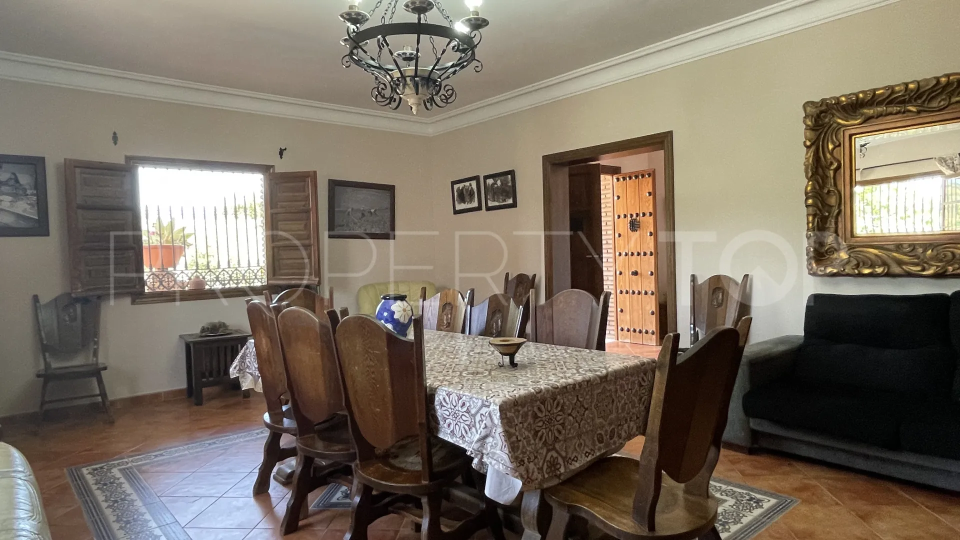 Villanueva de la Concepción country house for sale