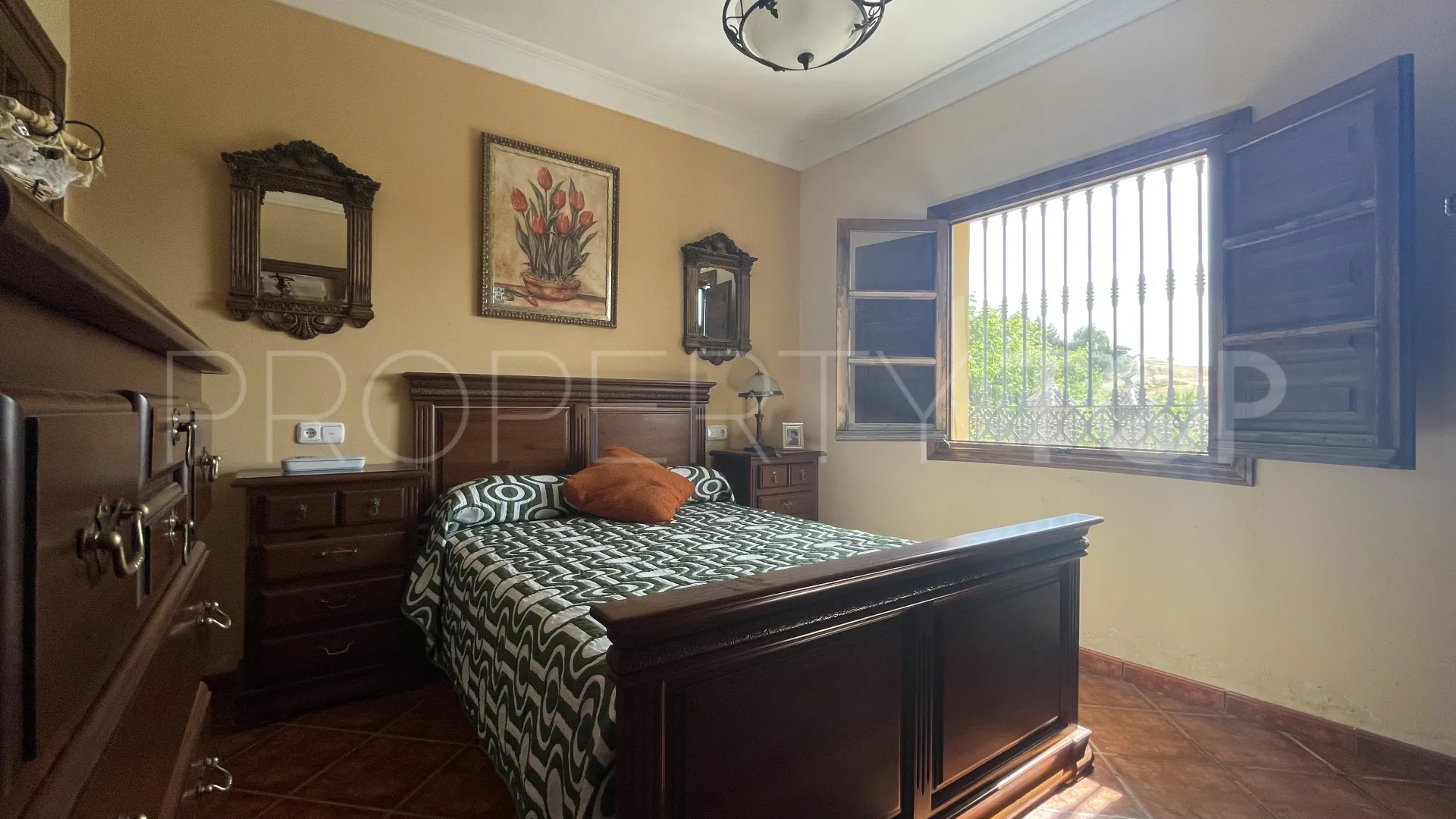 Villanueva de la Concepción country house for sale