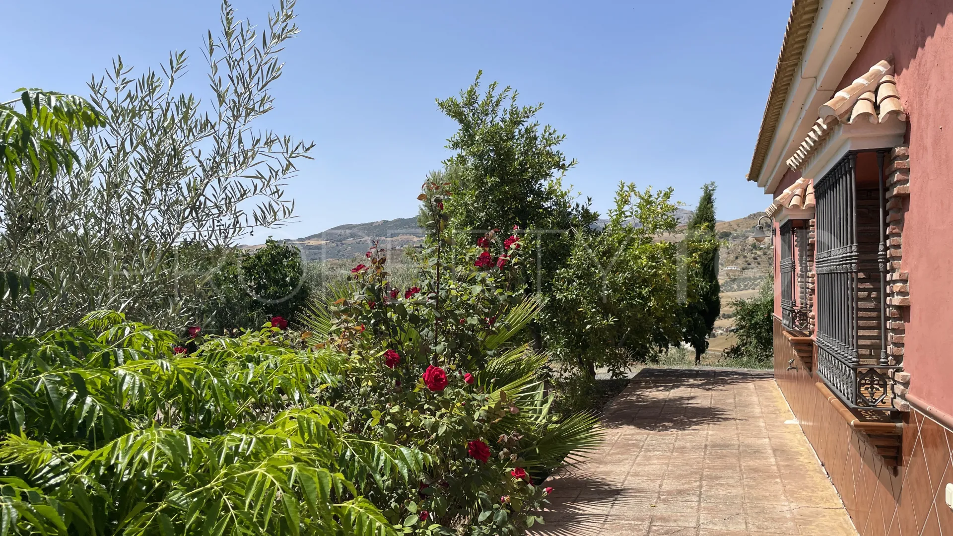 Villanueva de la Concepción country house for sale