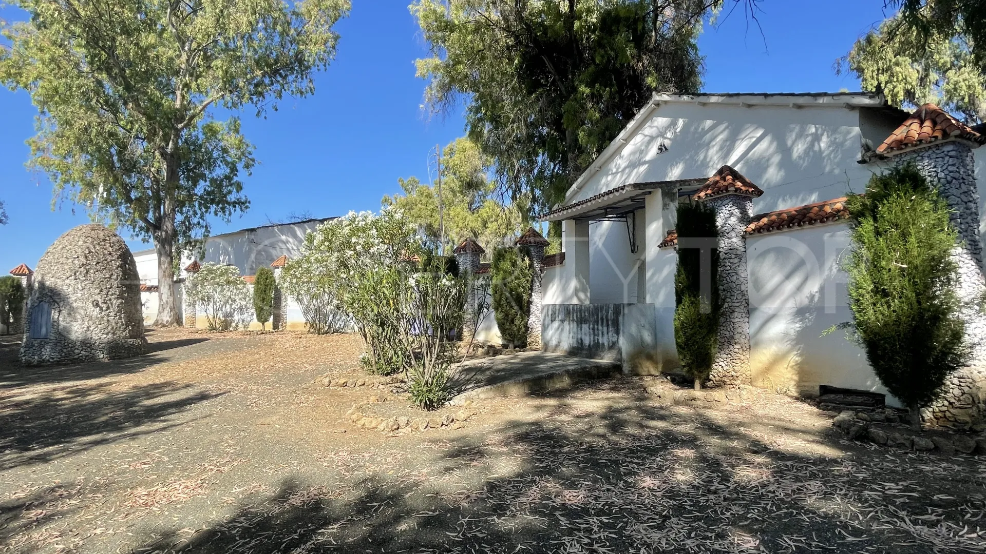 Cortijo en venta de 7 dormitorios en Archidona