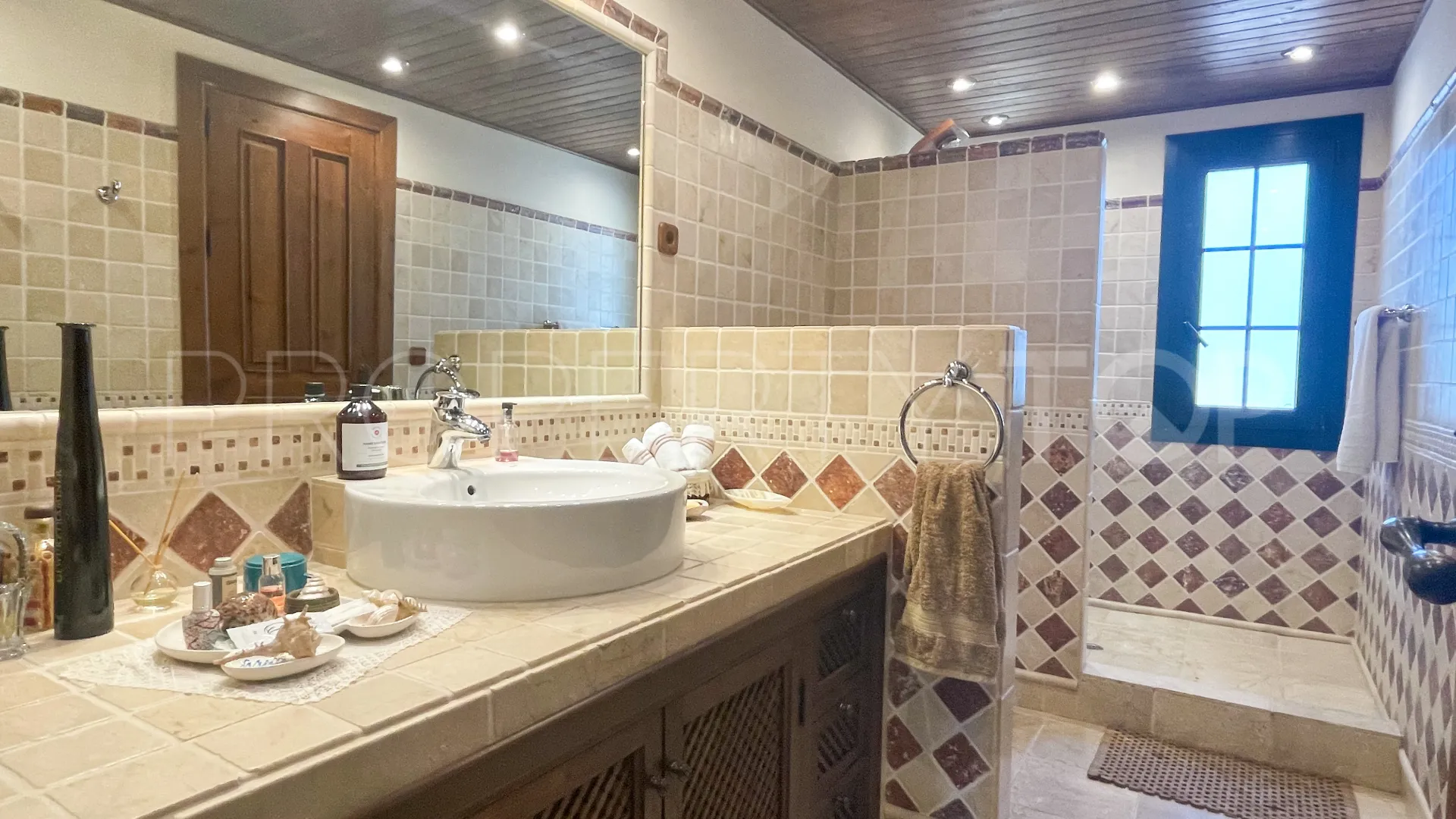 Villa with 4 bedrooms for sale in Villanueva de la Concepción