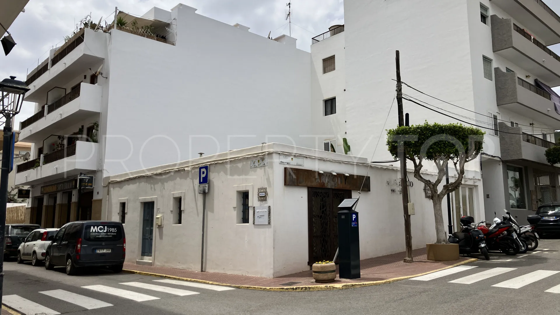For sale unique building in Santa Eulalia del Río