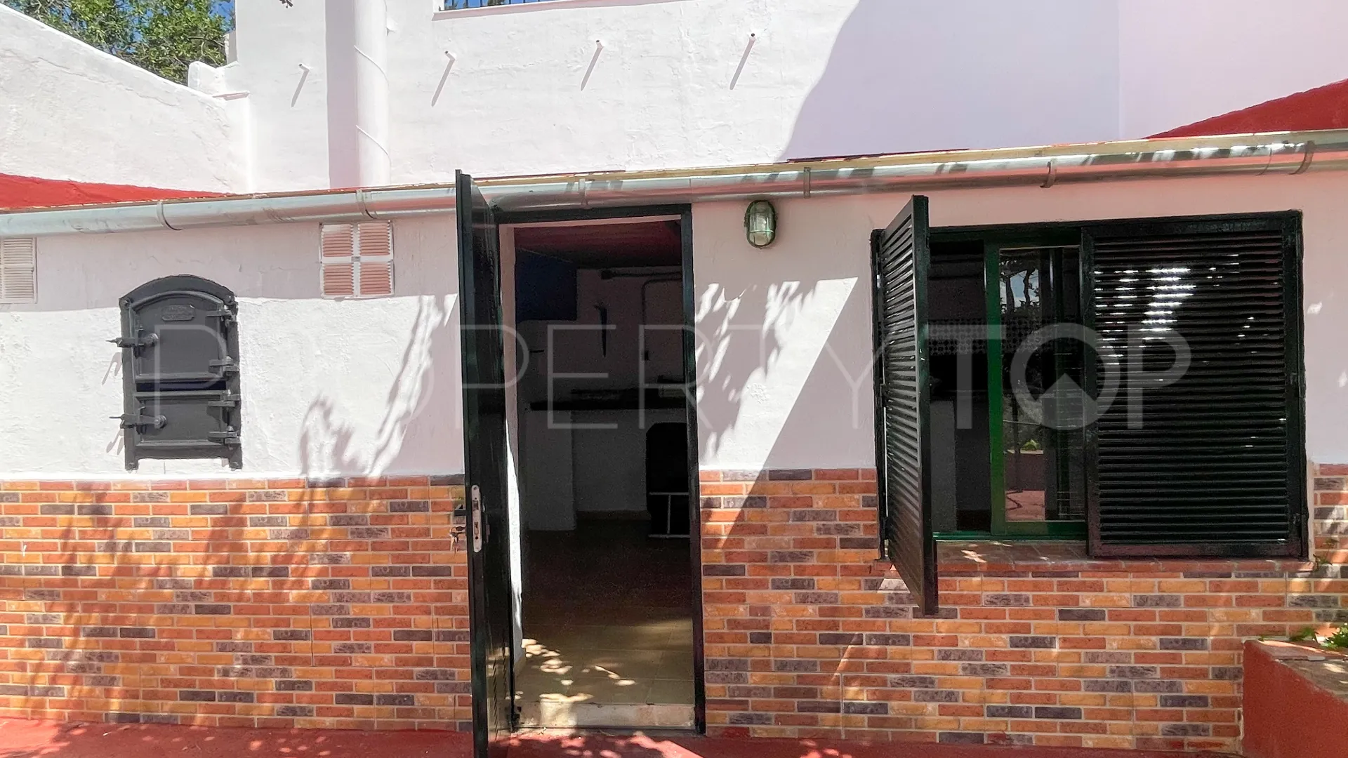 For sale cortijo in Antequera with 6 bedrooms