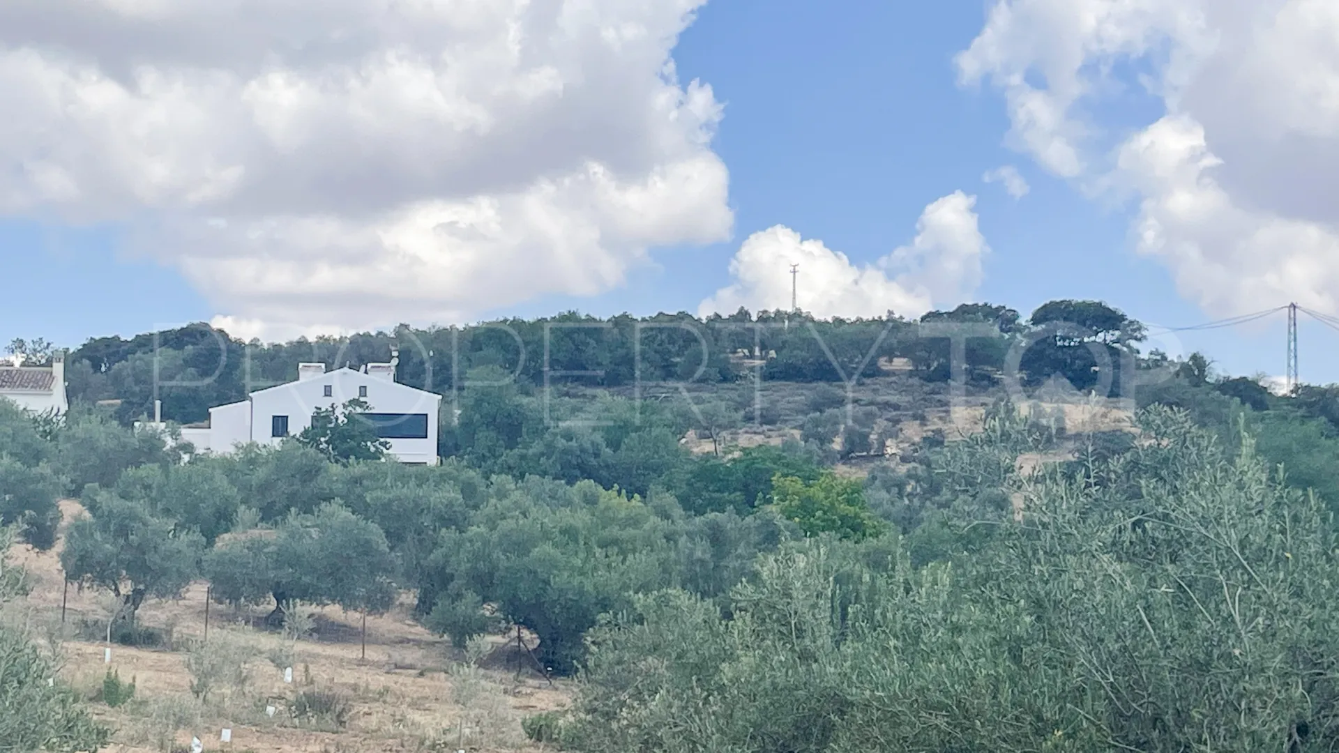 For sale cortijo in Antequera with 6 bedrooms