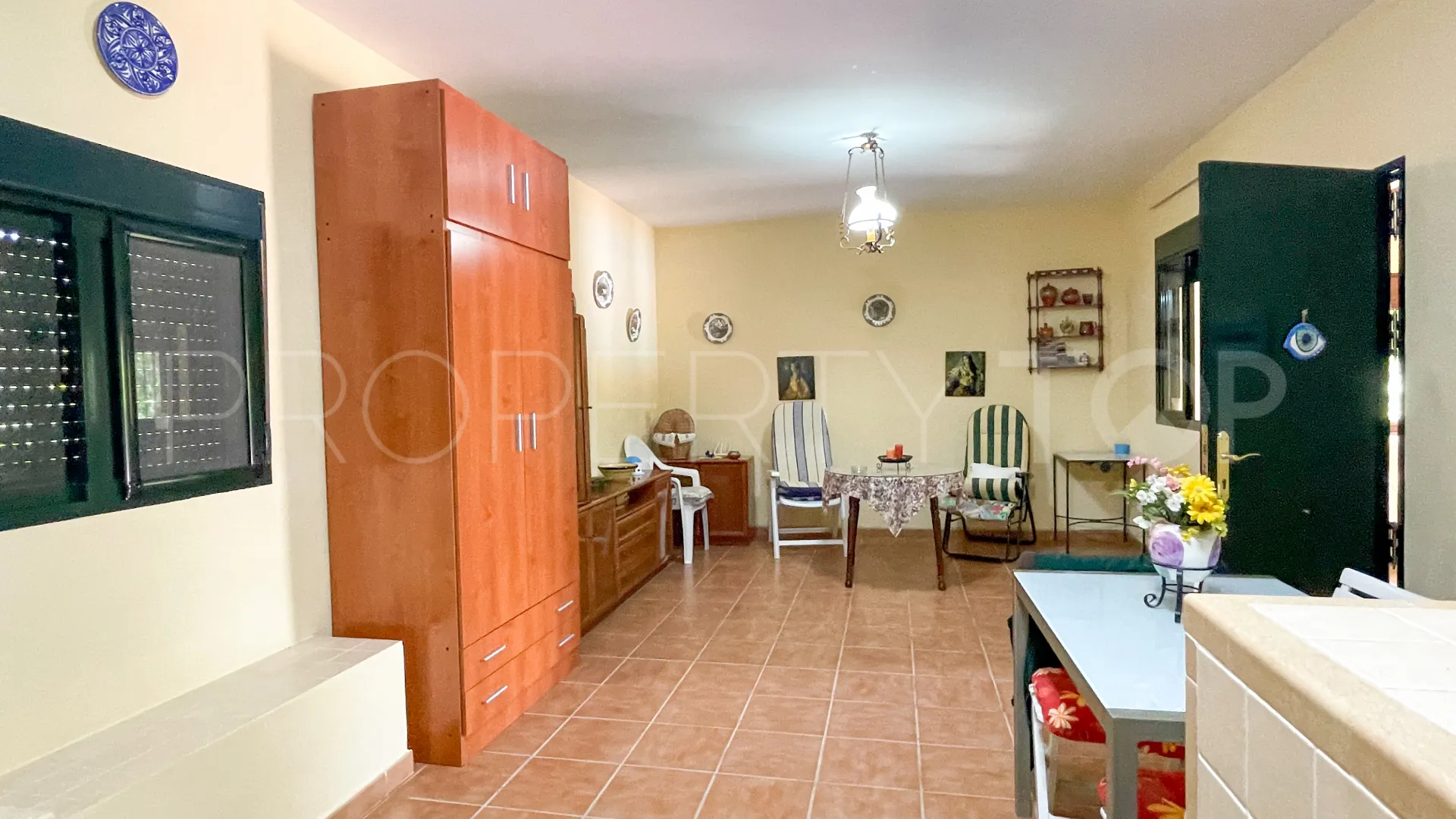 For sale cortijo in Antequera with 6 bedrooms