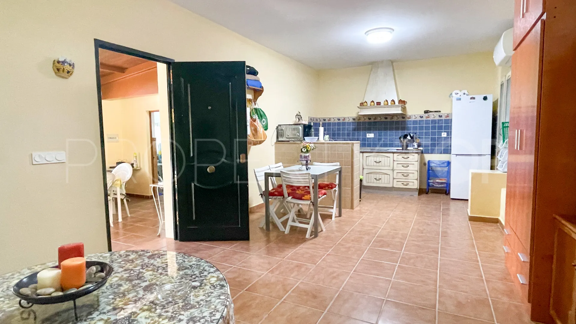 For sale cortijo in Antequera with 6 bedrooms