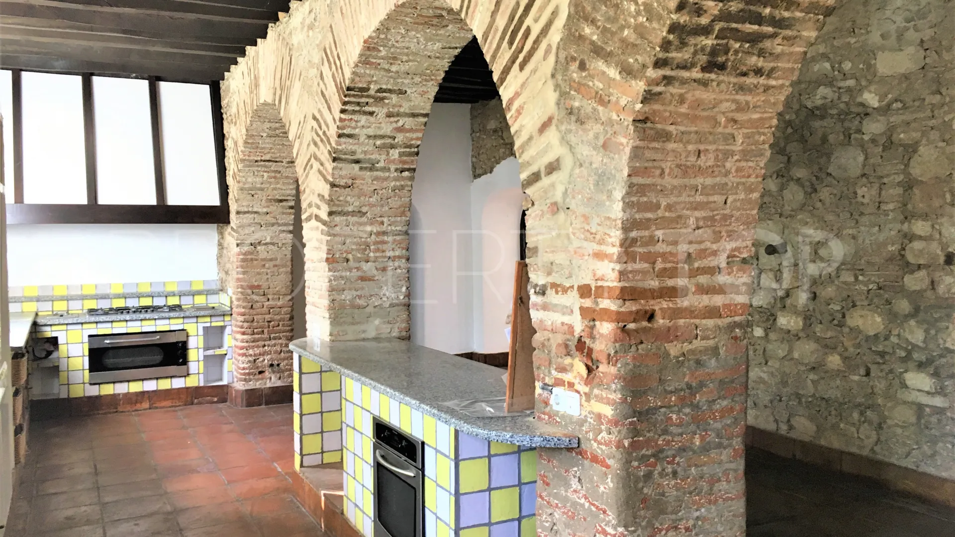San Enrique de Guadiaro, cortijo en venta