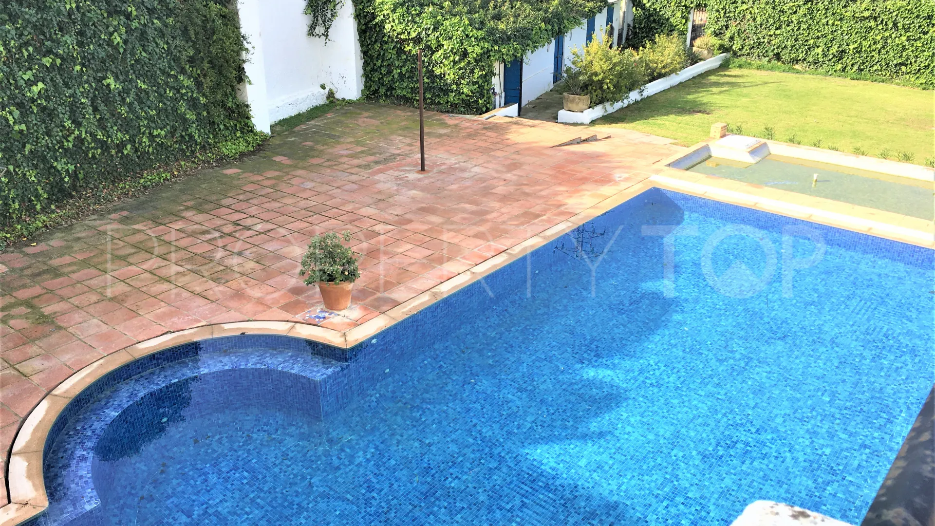 San Enrique de Guadiaro, cortijo en venta