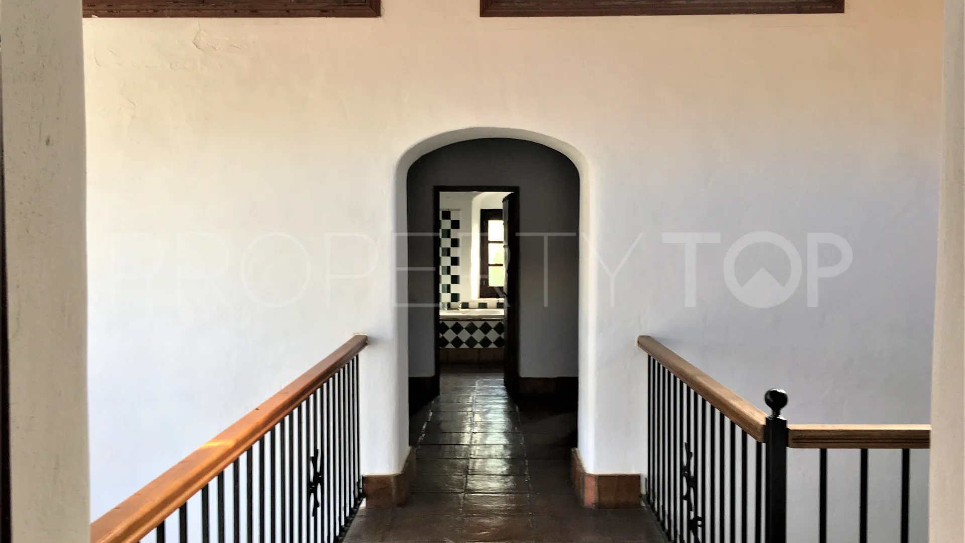 San Enrique de Guadiaro, cortijo en venta