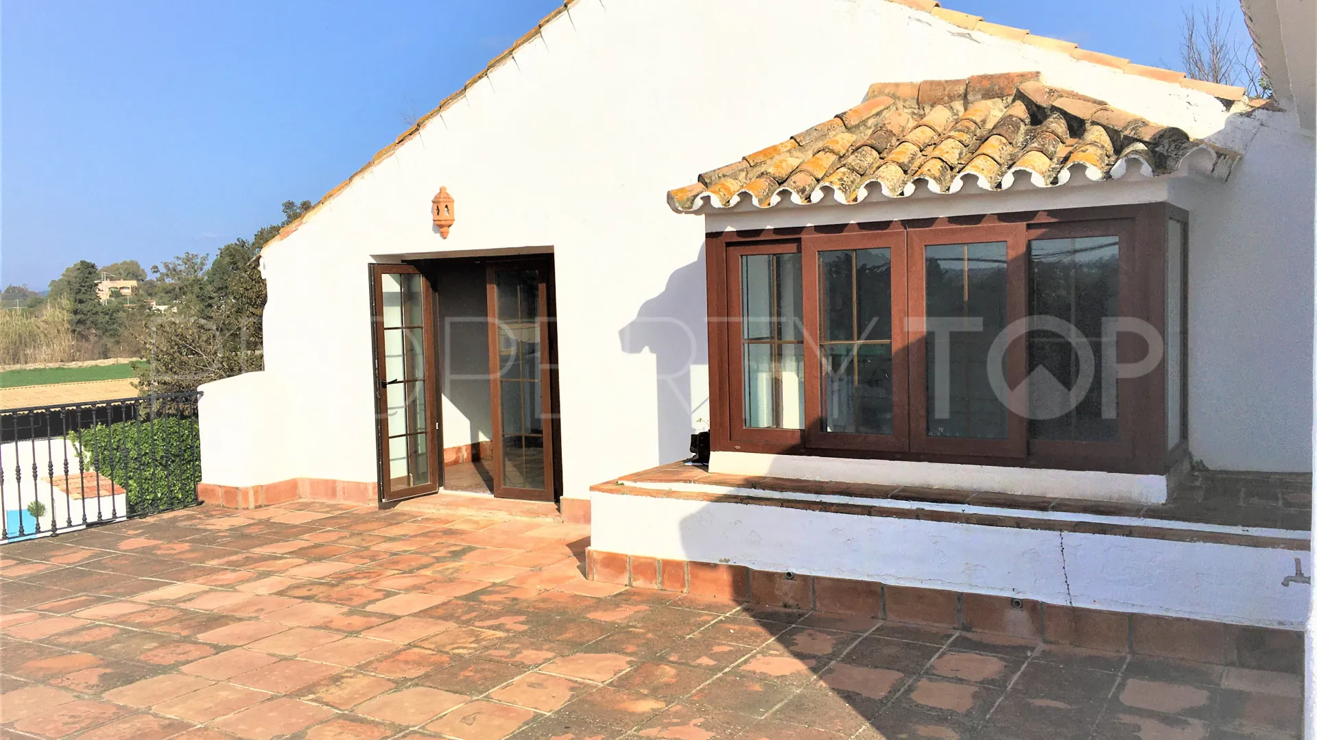 San Enrique de Guadiaro, cortijo en venta